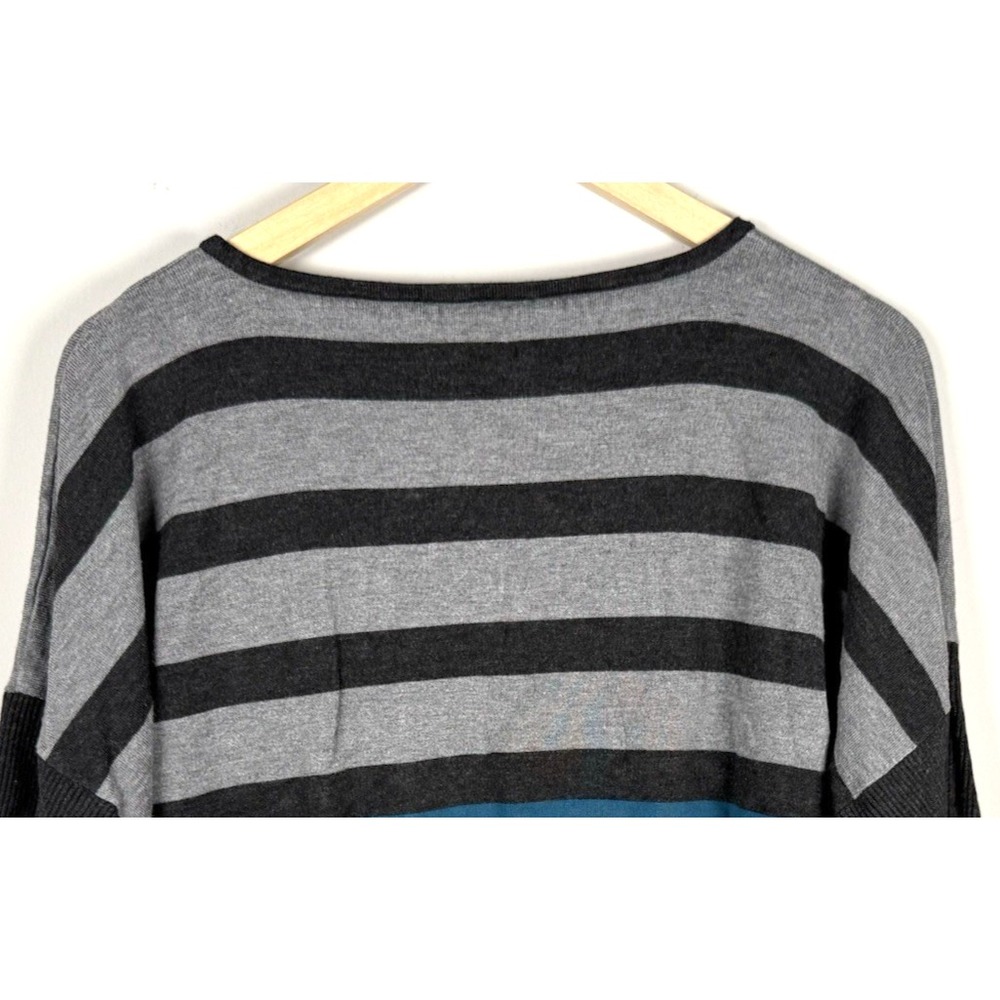 Cable & Gauge Womens Gray Blue Stripe 3/4 Sleeve Dolman Side Button Top Womens L - Picture 8 of 12
